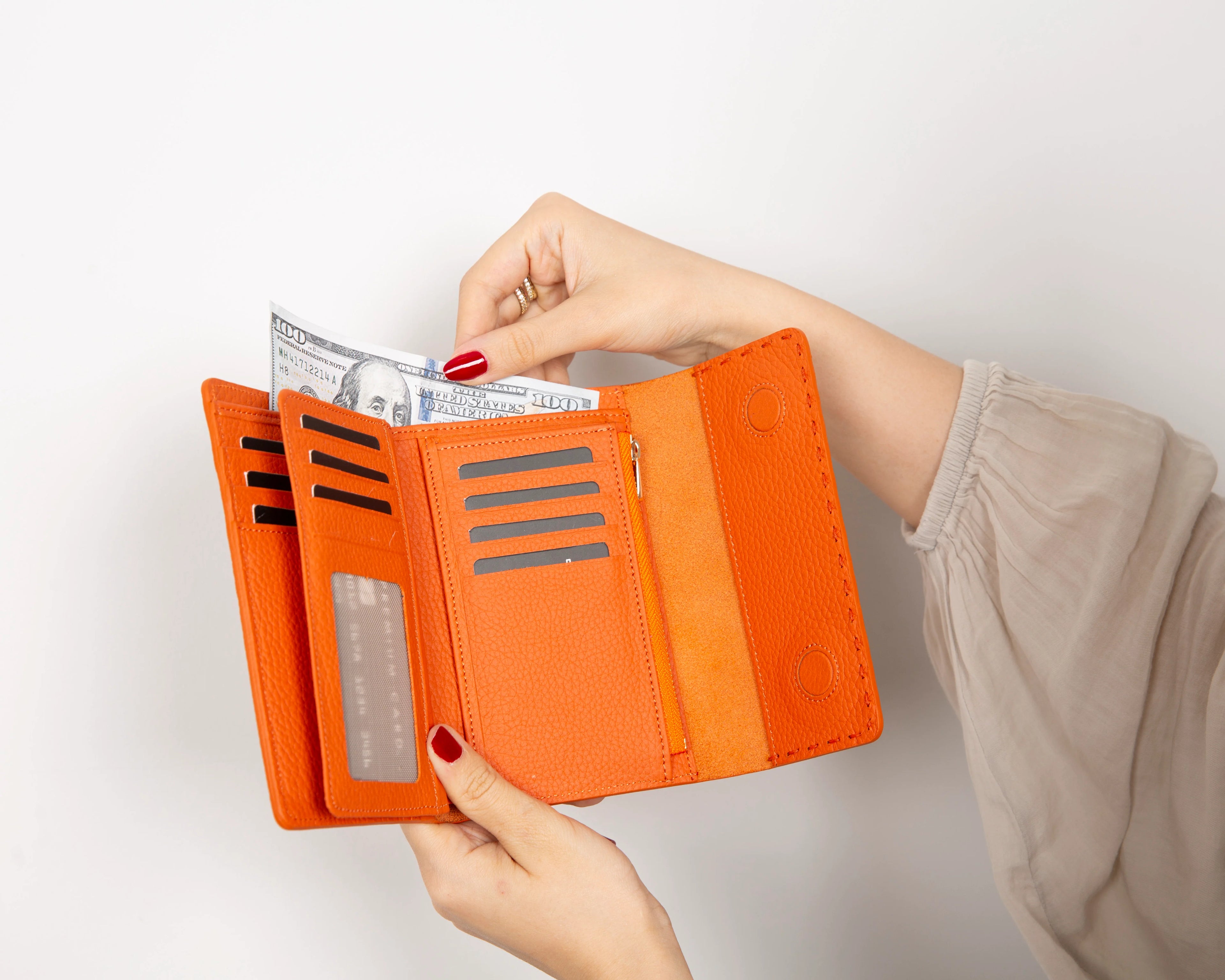 Linea Leather Women's Wallet