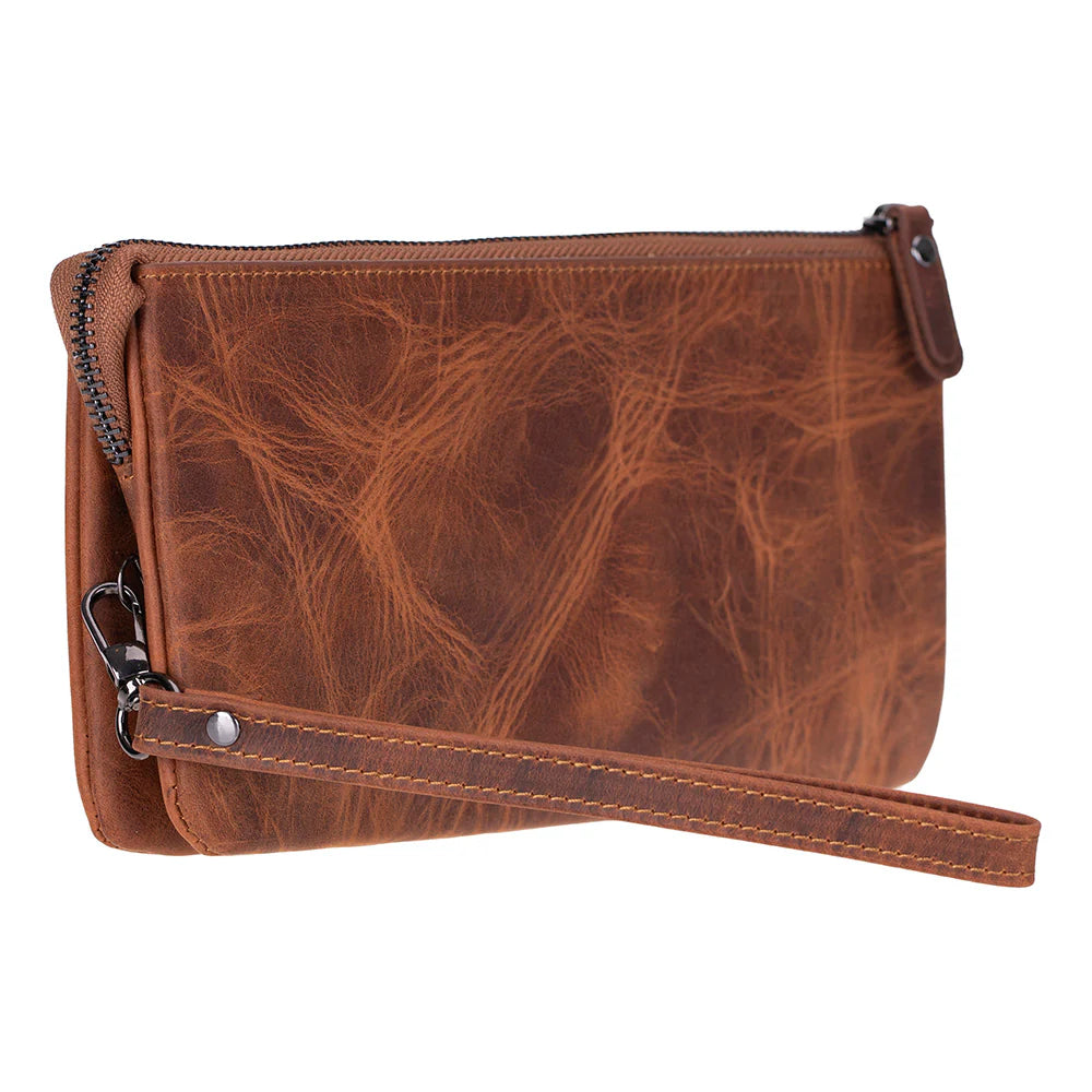 Majeste Leather Clutch Bag