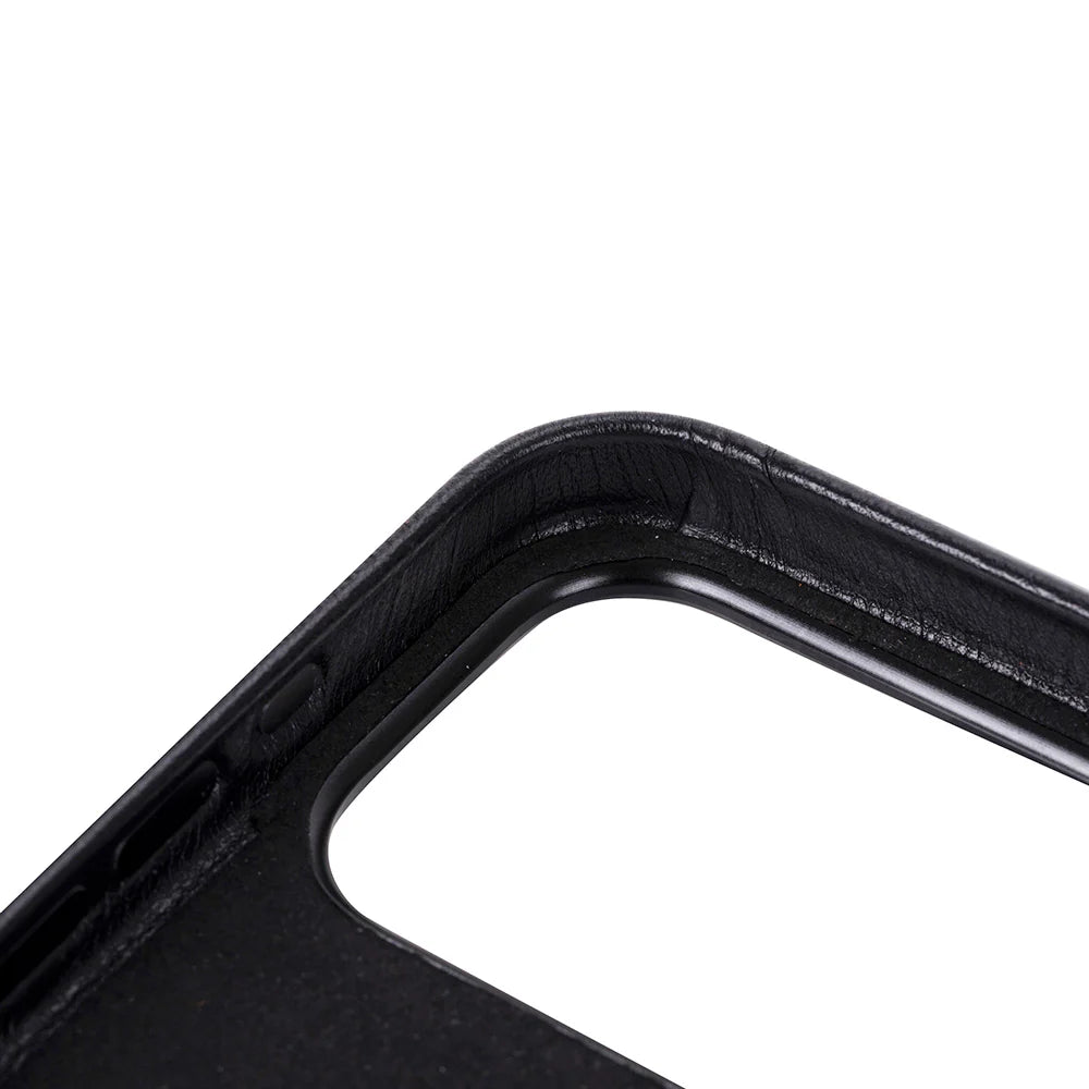 Prestige iPhone 17 Pro Max Leather Case